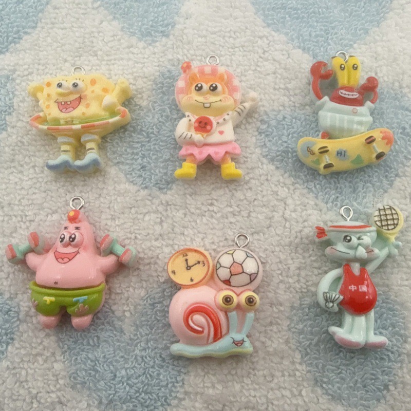 Resin Art Notes - 10 buah liontin resin kartun, anting-anting